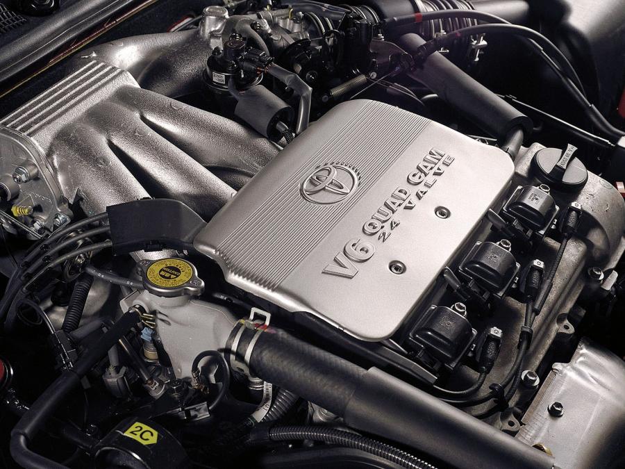  Toyota Camry 2000 года  (ZA) (фото 12 из 18)